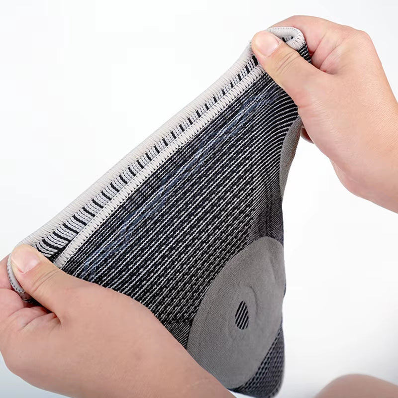 Ultimate Comfort Nylon Knee Pads for Outdoor Sports - Perfect for Basketball, Running & Fitness